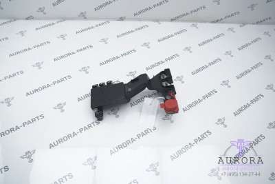 B+ распределительный вывод плюса батареи