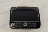 Панель управления с сенсорным экраном (магнитола) RNS-850