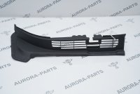 Водосток крышки багажника левый