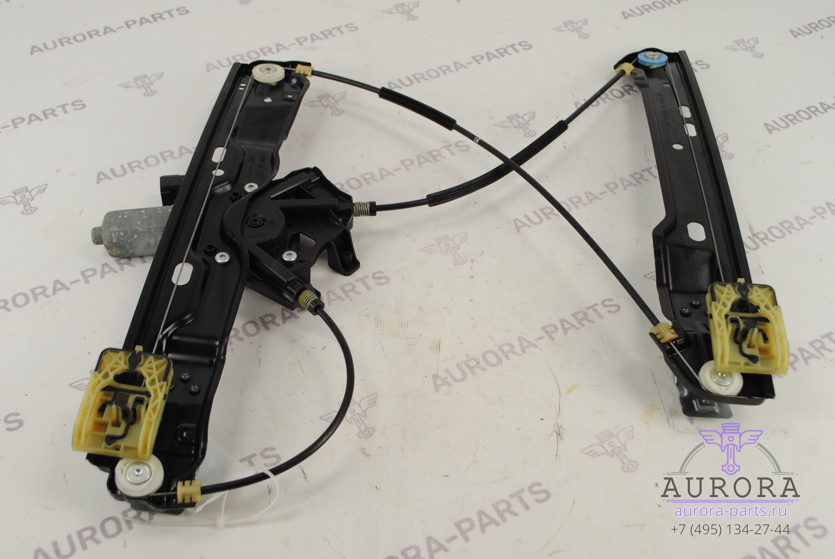 Стеклоподъемник с электромотором  передней двери левый