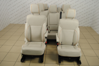 Комплект сидений (белая кожа, 7 мест)
