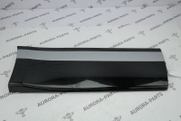 Молдинг задней двери нижний правый 