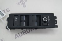 Блок кнопок управления стеклоподъемниками на водительской двери