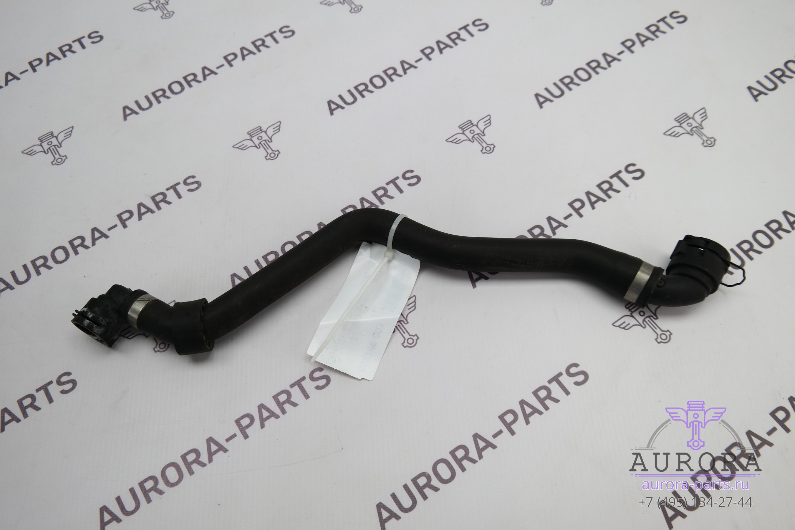 Патрубок системы охлаждения