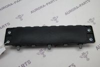 Подушка безопасности в колени водителя