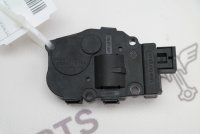 Моторчик заслонки отопителя