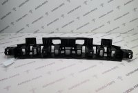 Кронштейн заднего бампера центральный