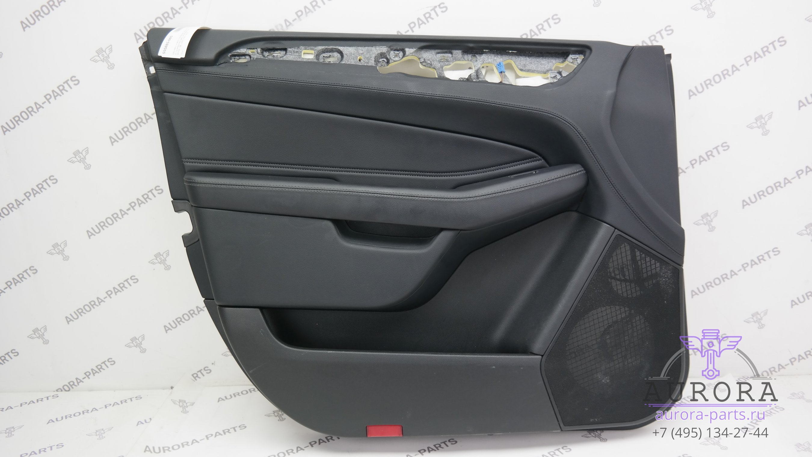 Обшивка, карта передней двери (С праворукого авто, Англия) левый