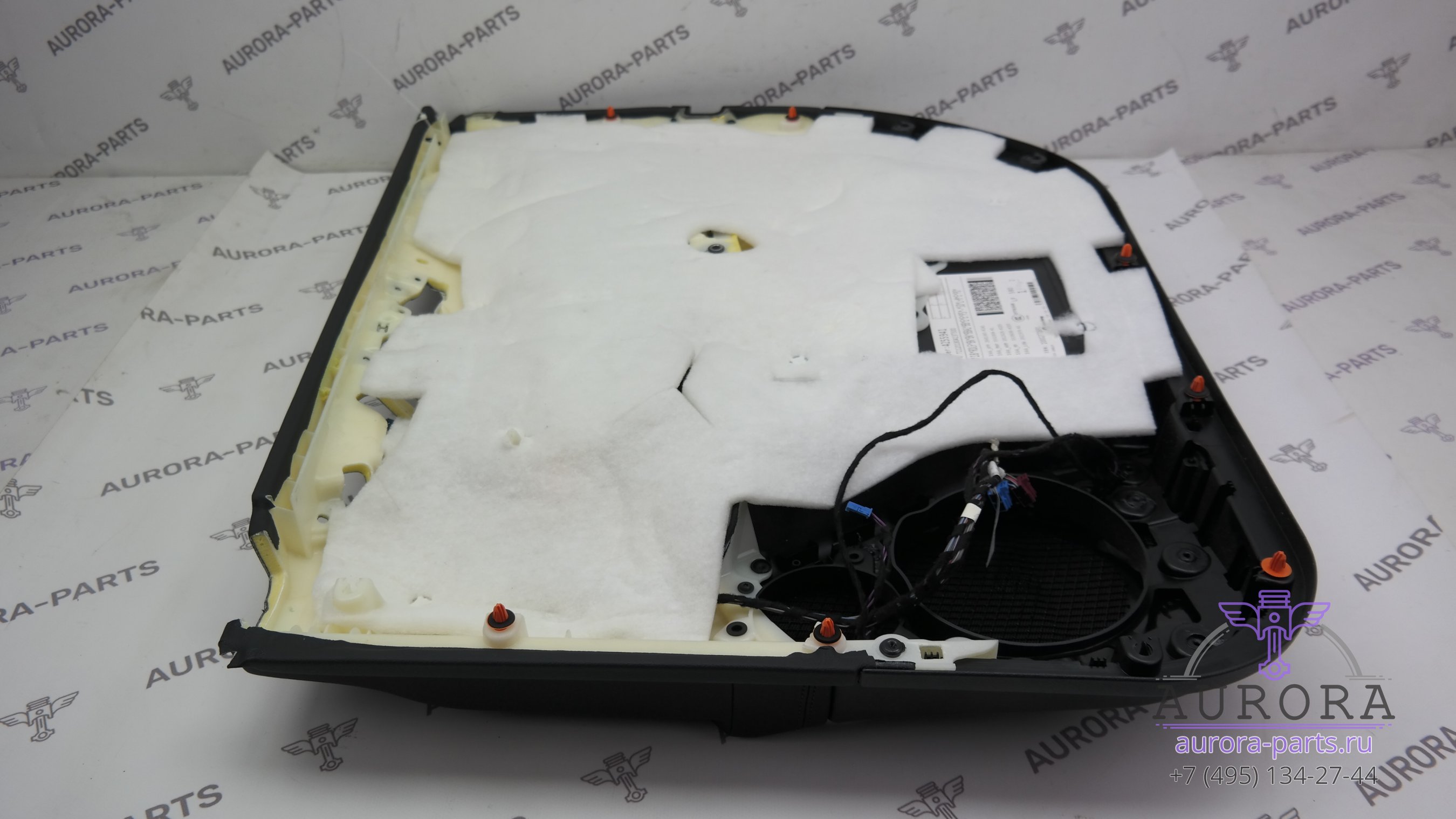 Обшивка, карта передней двери (С праворукого авто, Англия) левый