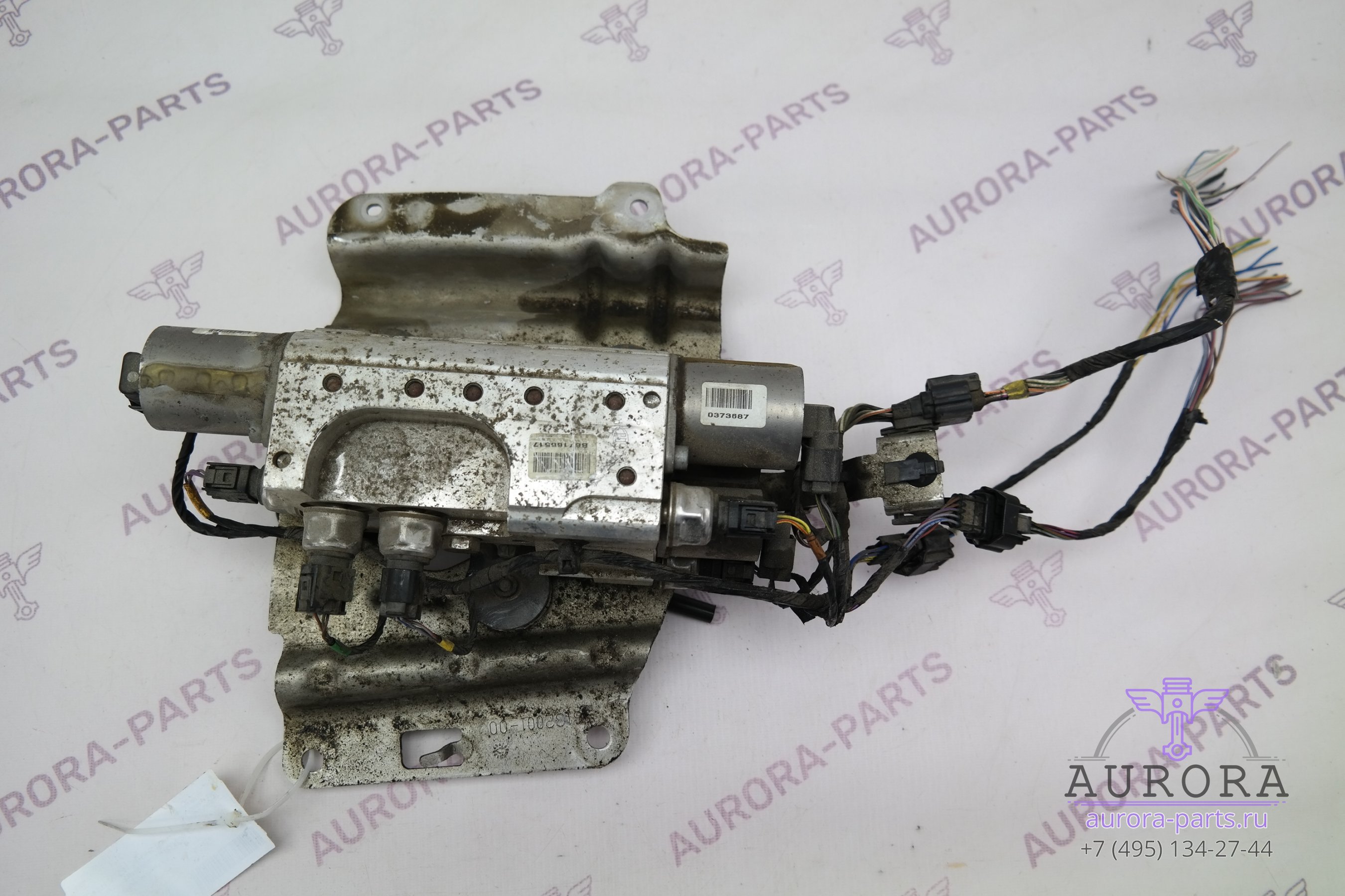 Блок клапанов рендж ровер спорт. Блок клапанов активного стабилизатора Рендж Ровер спорт. Блок клапанов активного стабилизатора range Rover Sport. Моторчик активной стабилизации Рендж Ровер.