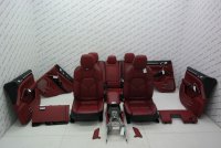 Комплект сидений (красная кожа, перфорация, подогрев) с обшивками салона+дверные карты