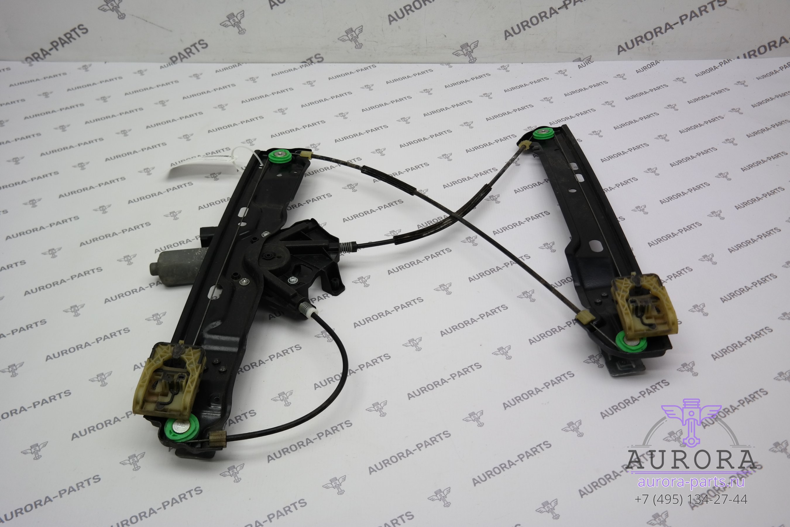 Стеклоподъемник с электромотором  передней двери левый