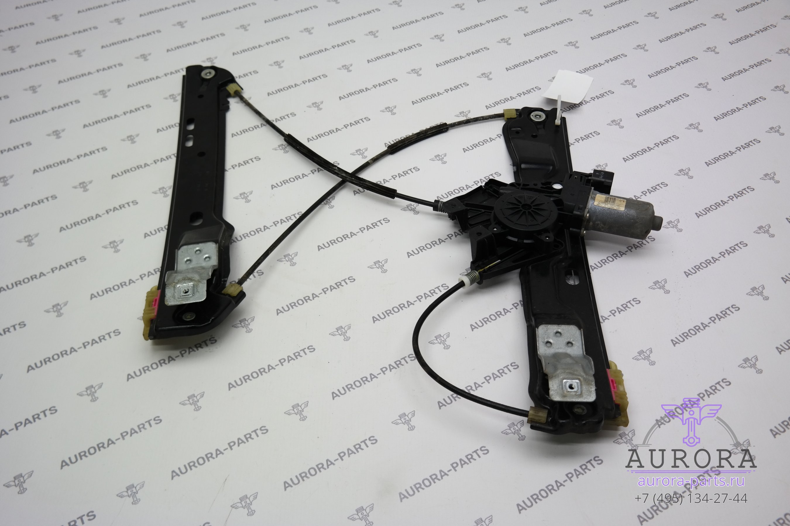 Стеклоподъемник с электромотором  передней двери левый