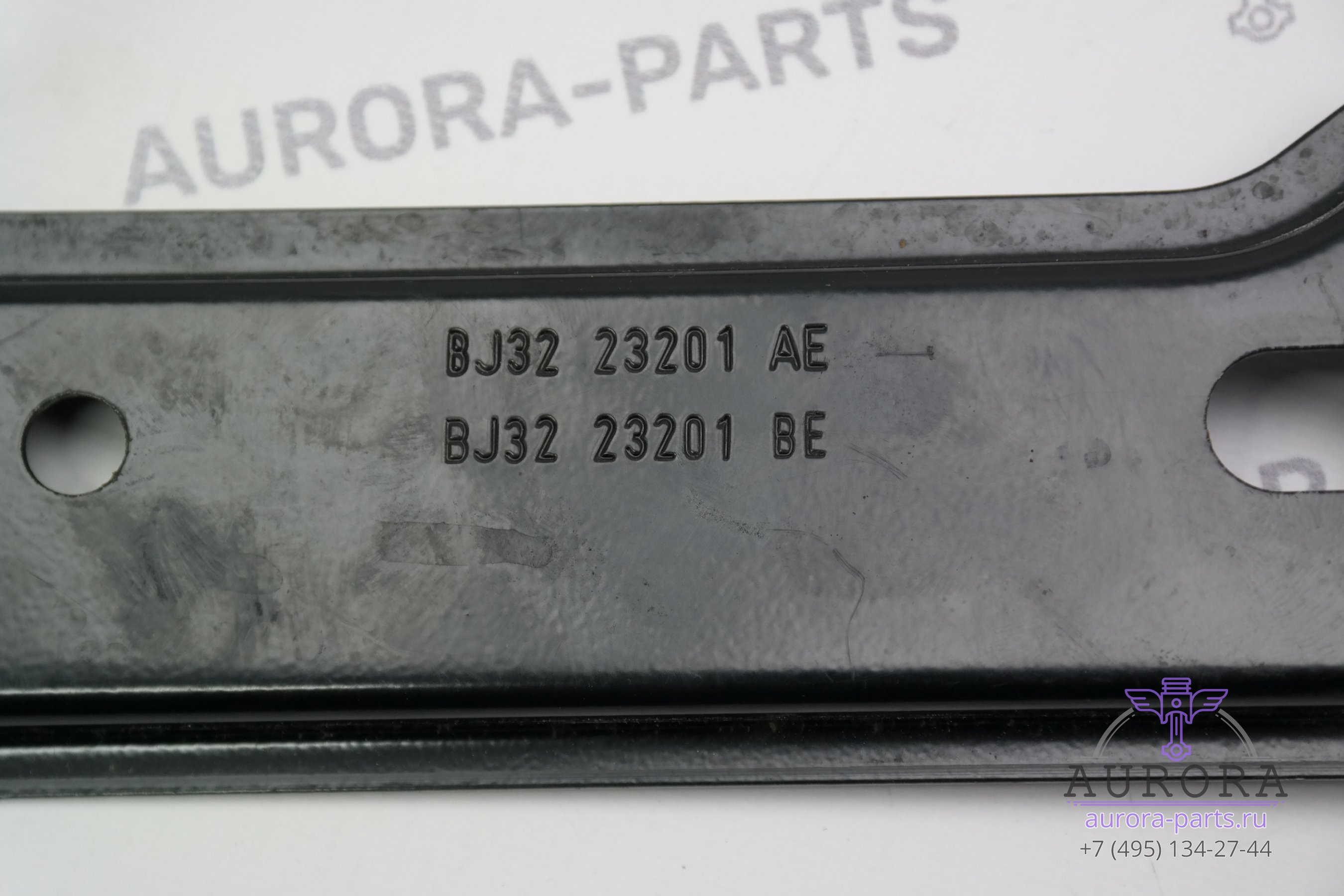 Стеклоподъемник с электромотором  передней двери левый